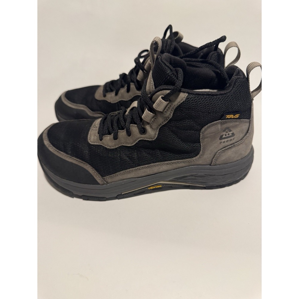 Teva Woman's 8.5 Hiking Boots Water Resistant Black & Dark Grey